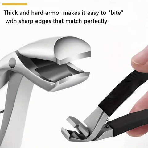 Nail clippers - Stainless steel pedicure tool - Heavy-duty nail clipper set - Includes a nail file, cuticle nipper, and pedicure tool - Classic black handles - Set of 5 - For ingrown and thick nails