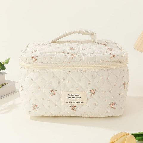 3-Piece Floral Makeup and Toiletry Travel Bag, Size 4