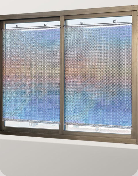 Blackout Curtain with Suction Cups, Removable Window and Car Sunshade, Telescopic Roller Blind, Black and Silver, 40×60cm