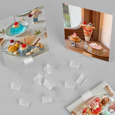 80 pieces - acrylic card holders - acrylic place card holders - reusable - transparent label holders - table menu holders - playing card holders - display stand - photo display - 2*2*1.3 cm - transparent