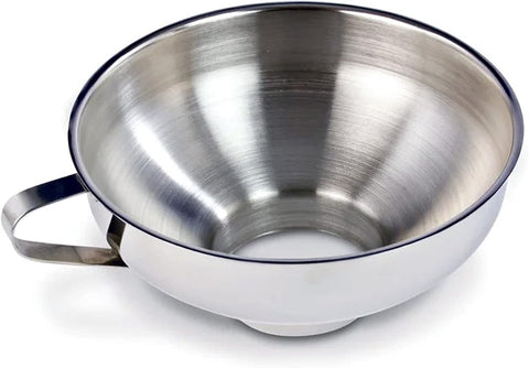 2 pieces - funnel - 12.5*10.5*4.3 cm and 17*15*5.8 cm - stainless steel funnel with wide mouth - for transferring liquids in the kitchen - for canning and bottling - Versatile - easy to store - kitchen utensils - silver