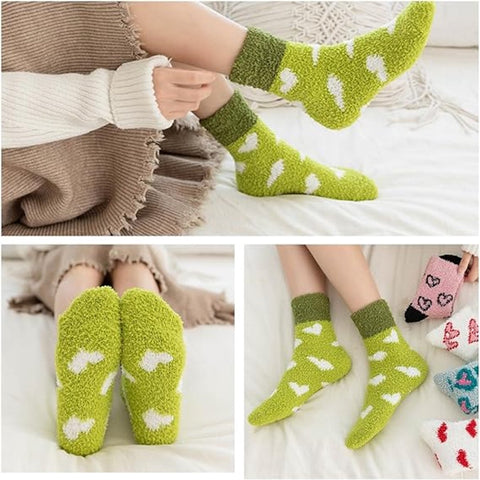 5 pairs - Warm Winter Socks - Plush Socks - House Socks - Non-slip Socks - Fluffy Socks - Fuzzy Slipper Socks - Sleep Socks - Coral Fleece Sleep Socks - Soft Bed Socks for Women - For Cold Nights - Cute Cat and Heart Pattern
