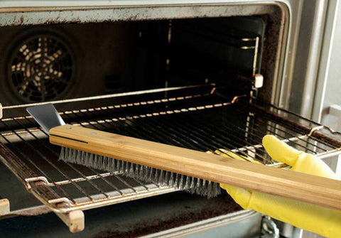 Pizza Stone Cleaning Brush - 57.5cm - Pizza Oven Brush - Barbecue Grill Cleaning Tool with Wooden Handle - Kitchen Oven Accessories - Portable Brush - With Scraper - Outdoor Pizza Oven Accessories
