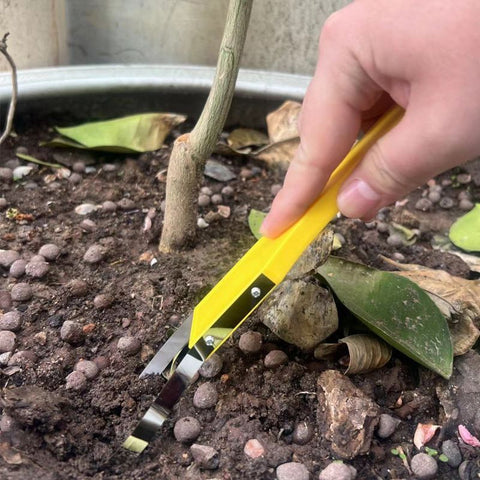 2pcs Seeding Square Sneaky Weeder Handheld Gardening Tool for Precise Weeding | Ergonomic, Lightweight, and Durable Manual Weeder for Vegetable Gardens and Flower Beds