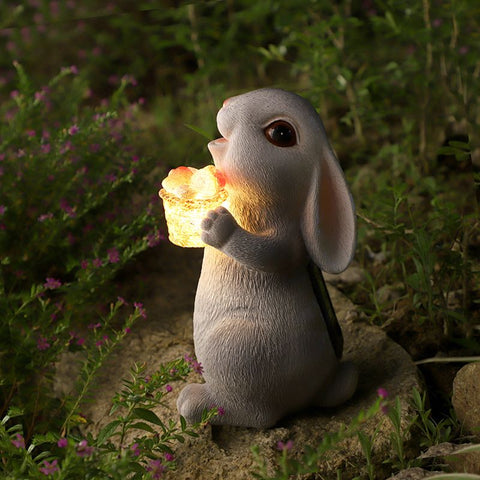 Solar Rabbit Garden Statues Outdoor Bunny Decor Resin Bunny Figurine Holding Mushroom with LED Lights for Porch Patio Lawn Yard Christmas Birthday Housewarming Gardening Gifts for Mom Grandma