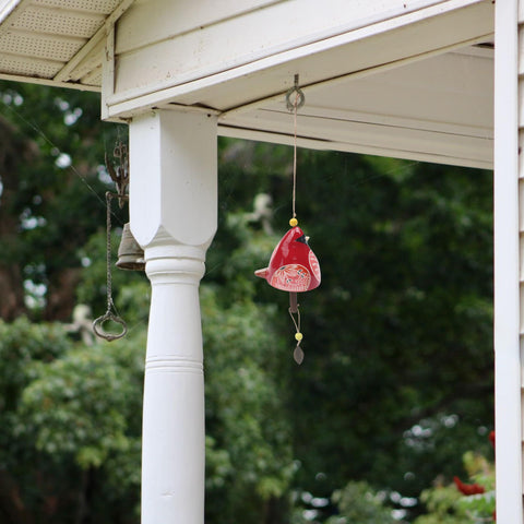 Bird Song Bell Wind Chime, Windchimes for Rustic Music Garden Backyard Church Decoration Porch Outside Outdoor Festival Memorial Gift (Red，12*11*9cm)