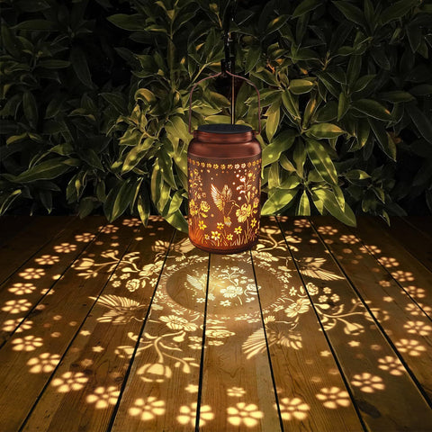 Solar Lanterns Outdoor Waterproof Hummingbird Garden Decor Gifts for Women Mom Grandma Hanging Solar Lights Metal Solar Decoration Outside for Yard, Patio Diameter 12cm, height 18cm