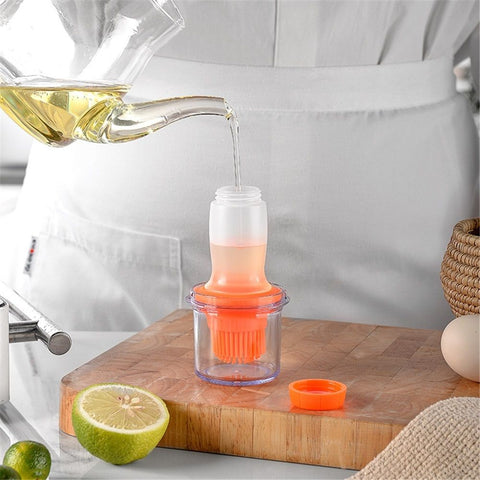 2 Pack Silicone Pressing Oil Bottle Brush with Lid Baking Sauce Bottle Salad Dressing Bottle Barbecue Sauce Brush Oil Pot Home Kitchen Oil Brush Tool (Orange)