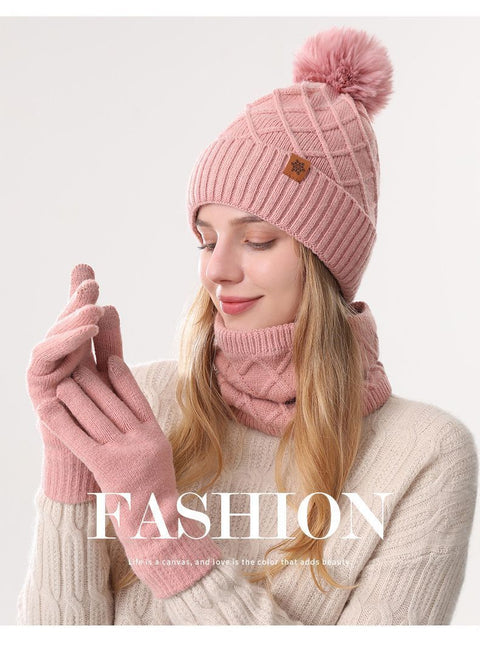 Women Black Argyle 3-Piece Set-Hat Scarf and Gloves