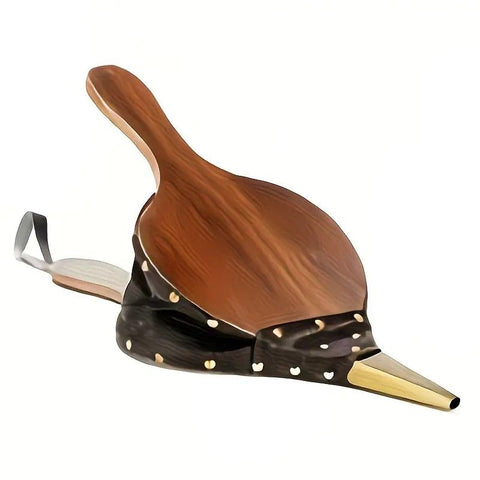 A Winter Must-Have? Vintage Wooden Bellows Become TikTok's New Favorite, Going Viral for Both Fireplace and Camping Use