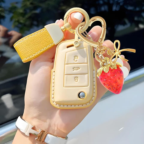 Beautiful Strawberry Keychain Supplies Hanging Bag Charms for Girls, Cute Purse Charms Gifts for Women, Strawberry Charm Decorations, Cute Keychains Accessories for Ladies' Bags and Key Holders