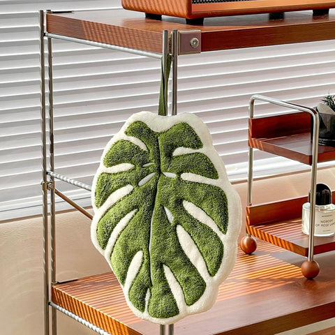 2 Pcs Set Leaf Design Coral Fleece Hand Towel Soft Absorbent Towel for Kitchen, Bathroom, and Countertop Decor