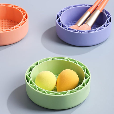 Makeup Brush Cleaner, Sillicon Brushes Cleaning Mat Brush Holder Bowl Prtable Cleaning Tool (Purple)