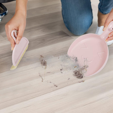 Mini dustpan and brush - pink set of brush and dustpan - portable combination of cleaning brush and dustpan - flexible edge - perfect for removing dust, dirt and grit - suitable for most hard surfaces - space-saving design