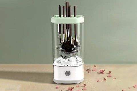 Electric Makeup Brush Cleaner and Dryer Machine Automatic Brush Super Fast Cleaning Tool -White