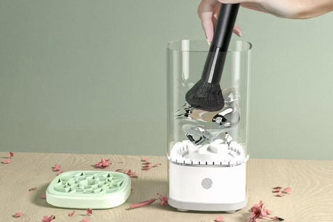 Electric Makeup Brush Cleaner and Dryer Machine Automatic Brush Super Fast Cleaning Tool -White