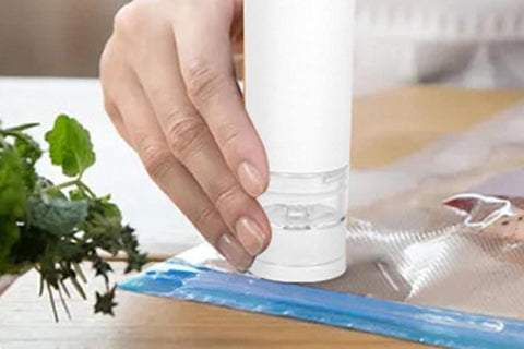 Compact Vacuum Sealer for Food Storage with 15 Reusable Vacuum Bags