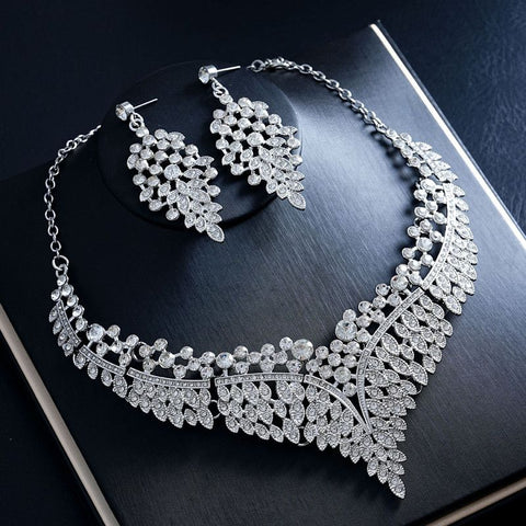 Affordable Luxury, Statement-Making Full-Diamond Necklace and Earring Set, Accessories for Banquets, Parties, and Weddings – Silver