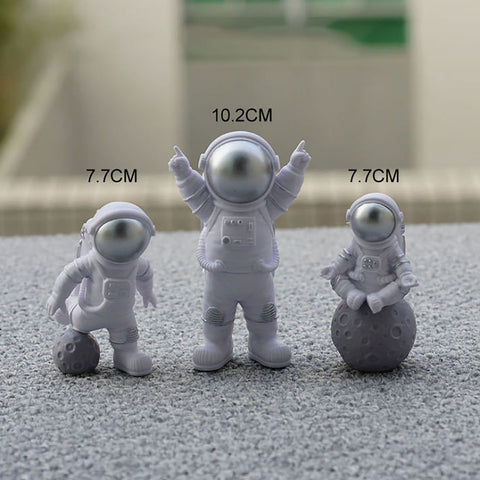 3 Piece Astronaut Figurines Cute Nordic Style PVC Spaceman Desk Decor for Cake Decoration Kids Room Bedroom Bookshelf