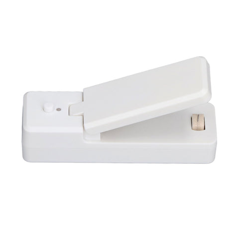Portable Mini Bag Sealer with Magnet USB Charging Plastic Bag Sealing Machine for Home Kitchen UseWhite