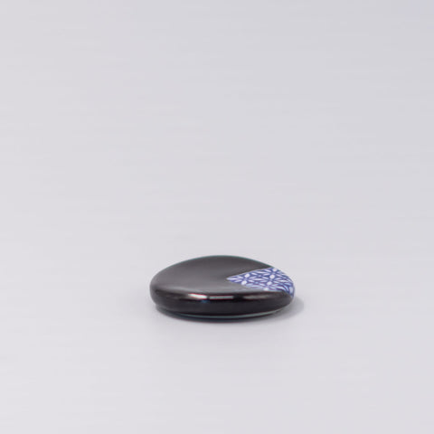 Chopstick Rest Round Black & Blue Hishi