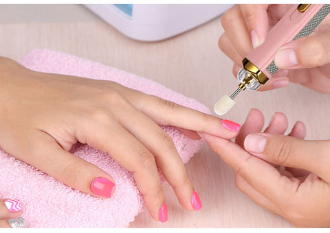 White Mini Electric Nail Polisher with USB Charging and 5 Grinding Heads